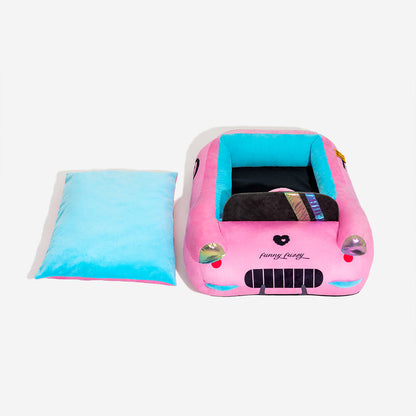 Luxury Convertible Race Car Pet Bed – Classic Design & Ultimate Comfort